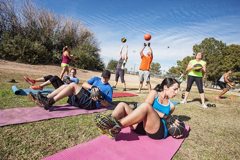 outdoor-group-fitness
